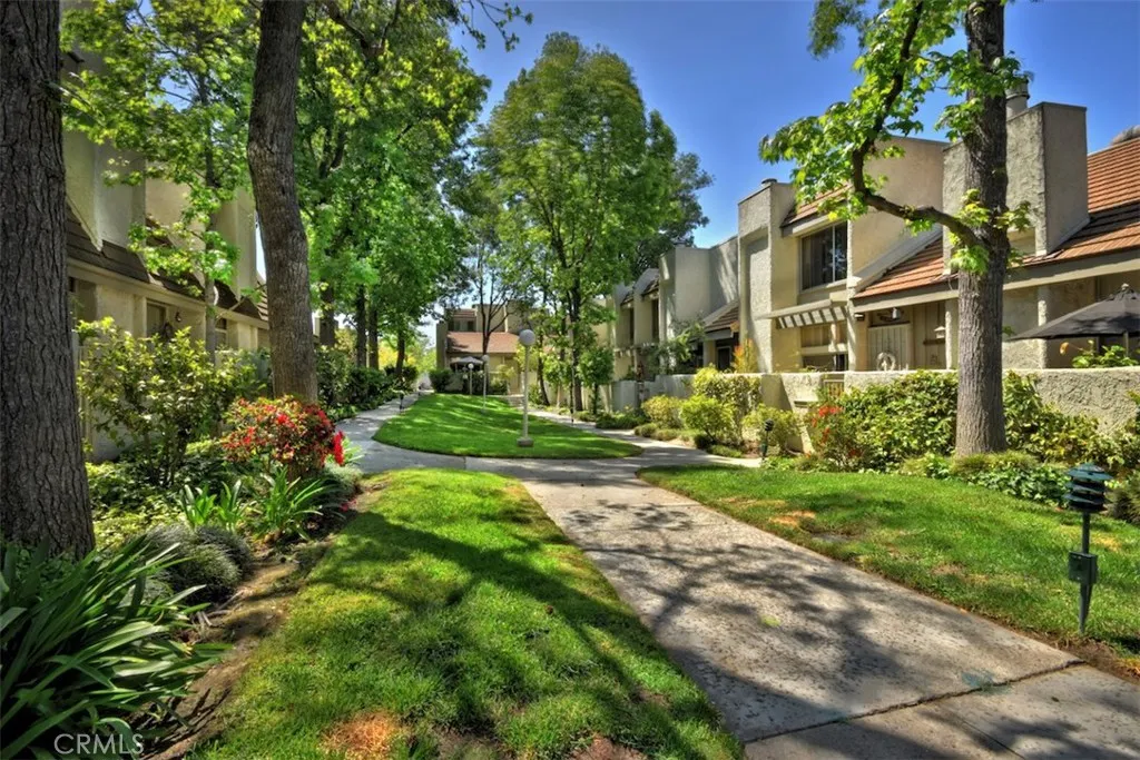 11856 Moorpark Street Unit H, Studio City, CA 91604 - Photo 2 of 37, Studio City, CA