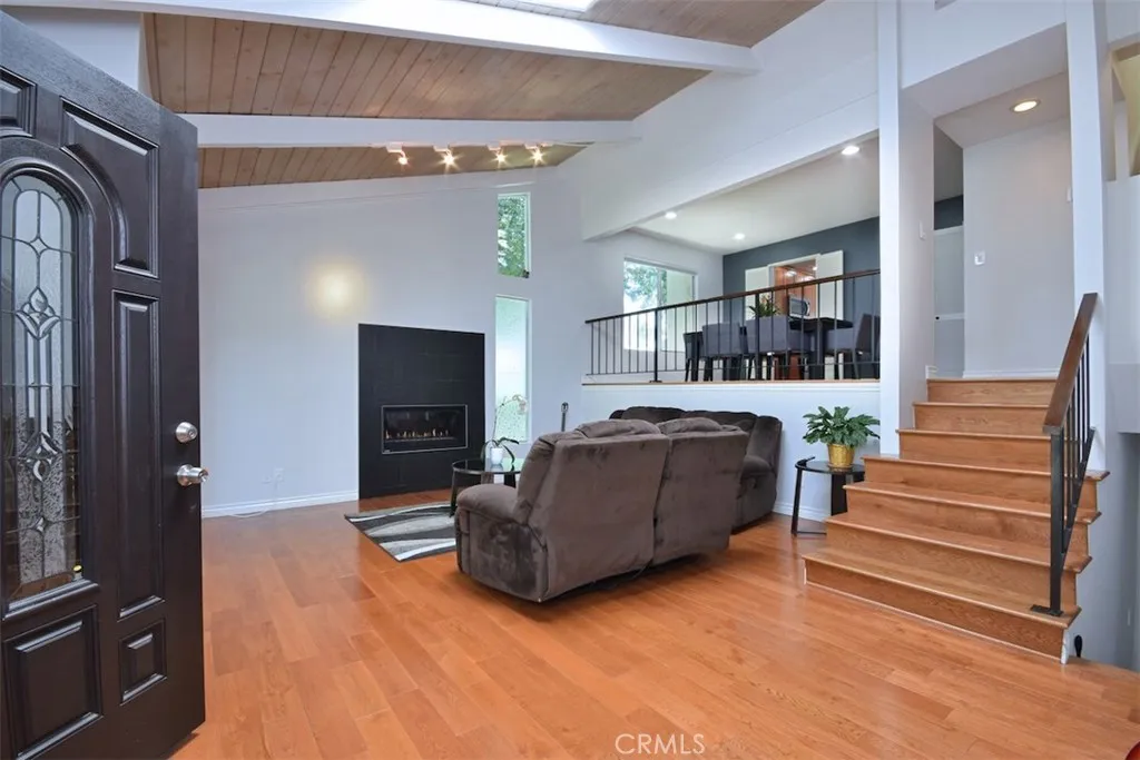 11856 Moorpark Street Unit H, Studio City, CA 91604 - Photo 4 of 37, Studio City, CA