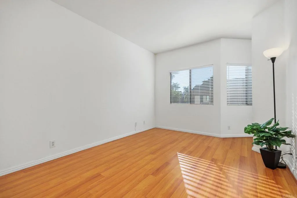 https://cdn.realtyfeed.com/cdn/127/306764768/6e0a8ed9464d2ab95a74325cde92b72b.webp