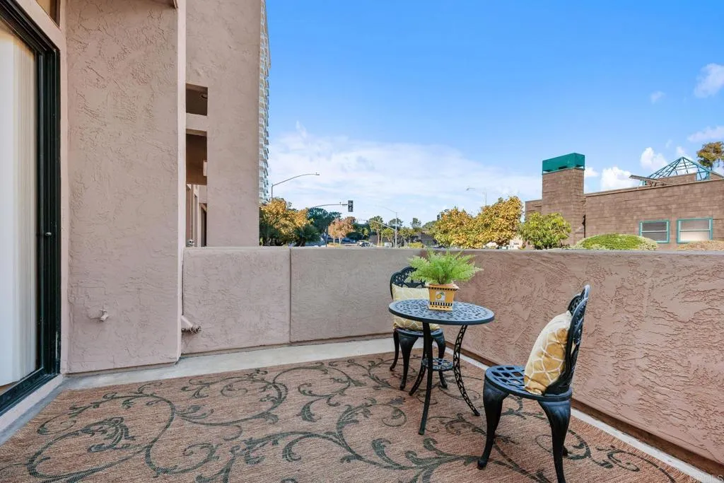 https://cdn.realtyfeed.com/cdn/127/306764768/7bf1960f8099050fdd5e8152c9cb4858.webp