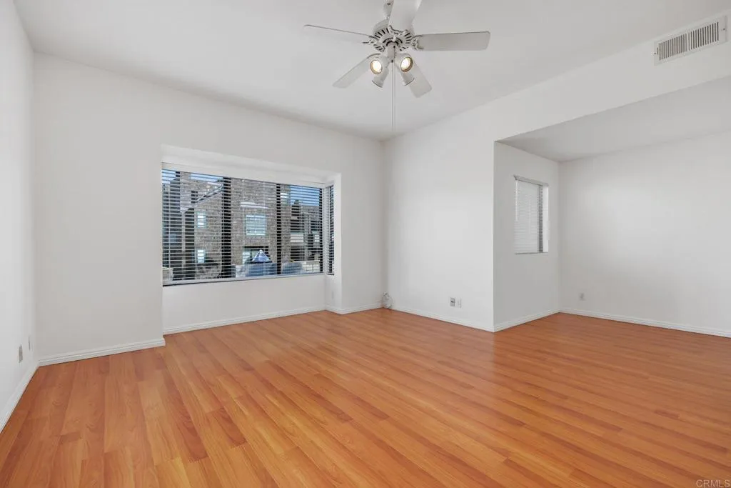 https://cdn.realtyfeed.com/cdn/127/306764768/b89284075925d0bb20dc51e2b57e4fe3.webp