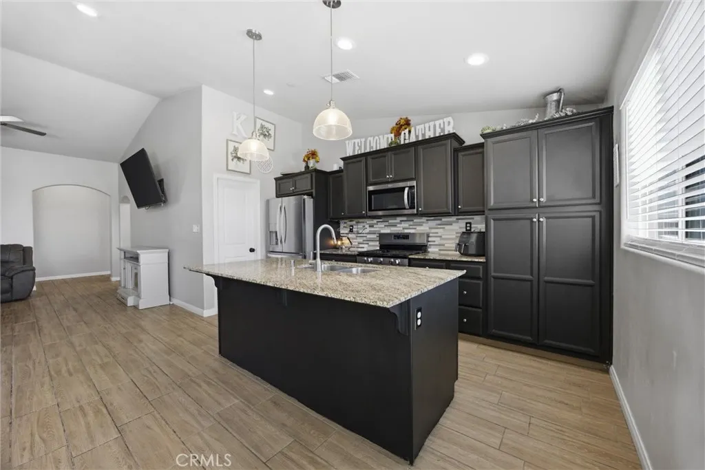 9007 Snowy River Dr., Bakersfield, CA 93311 - Photo 3 of 46, Bakersfield, CA