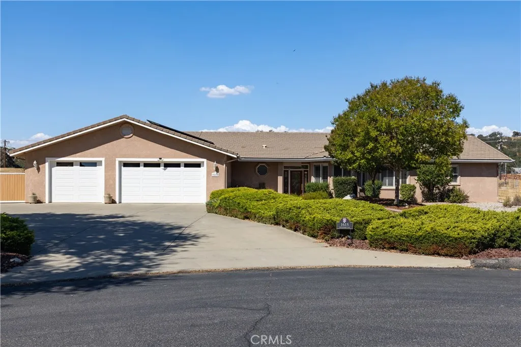 1615 Buggywhip Lane, Paso Robles, CA 93446 - Photo 2 of 50, Paso Robles, CA