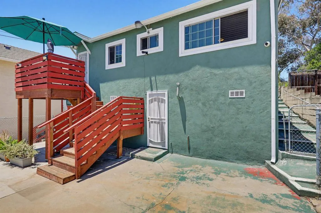 https://cdn.realtyfeed.com/cdn/127/306764813/266f290566c1e886cb2726c5c371d768.webp
