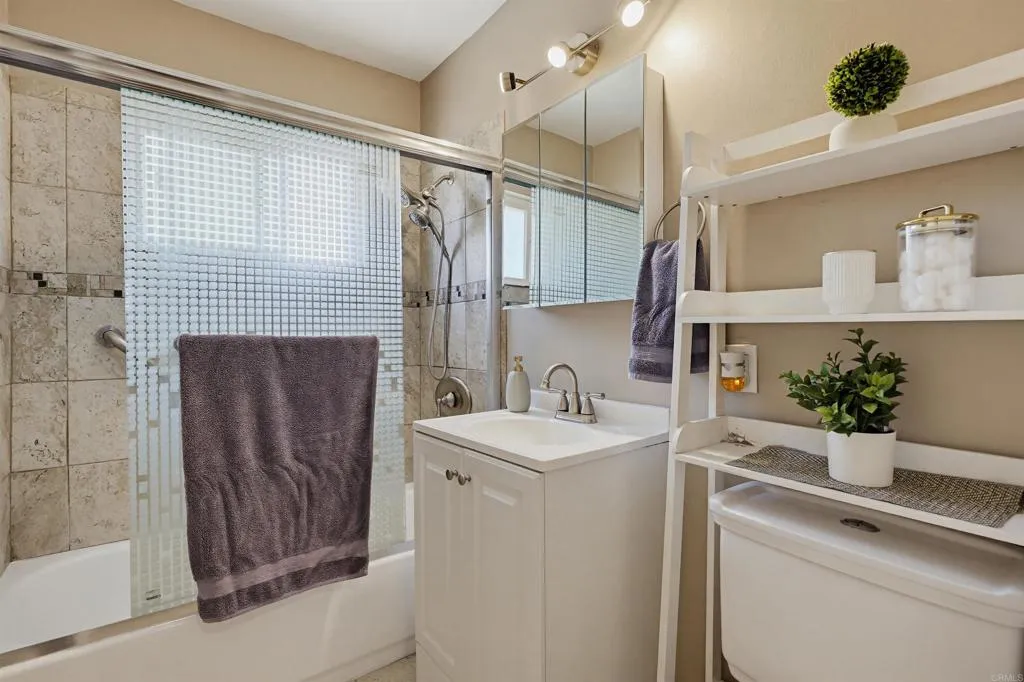 https://cdn.realtyfeed.com/cdn/127/306764813/f17b4bded053e622ba7c8acae198dede.webp