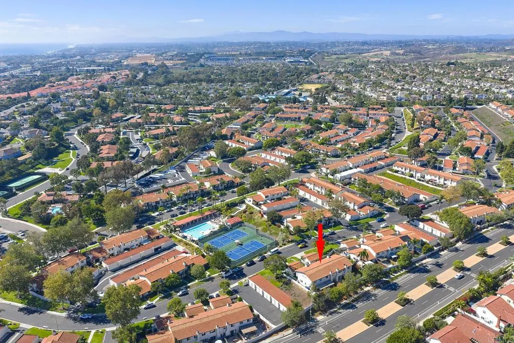 https://cdn.realtyfeed.com/cdn/127/306764814/13b61716e4fedddd096d11401f6cf5d8.webp