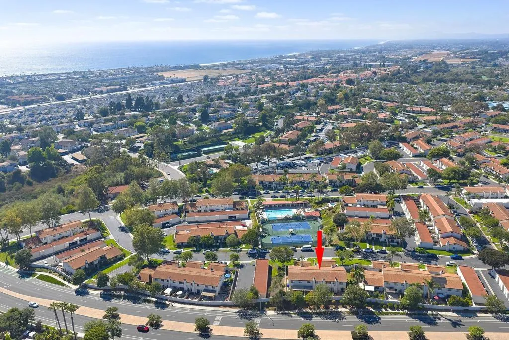 https://cdn.realtyfeed.com/cdn/127/306764814/ed82e33fecc7a2f3a81eef201fe2e135.webp
