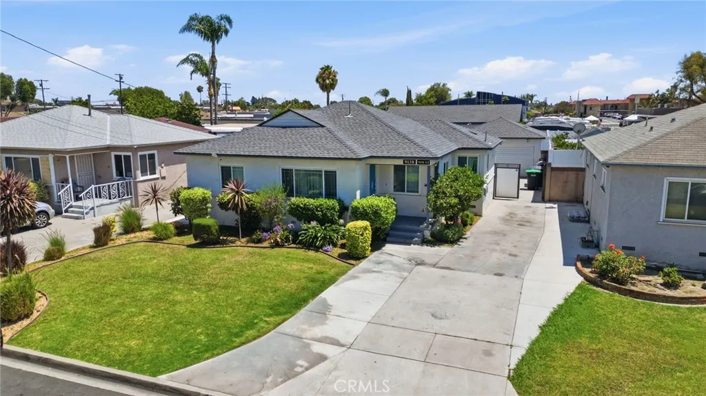9138 Rendalia, Bellflower, CA 90706 - Photo 2 of 49, Bellflower, CA