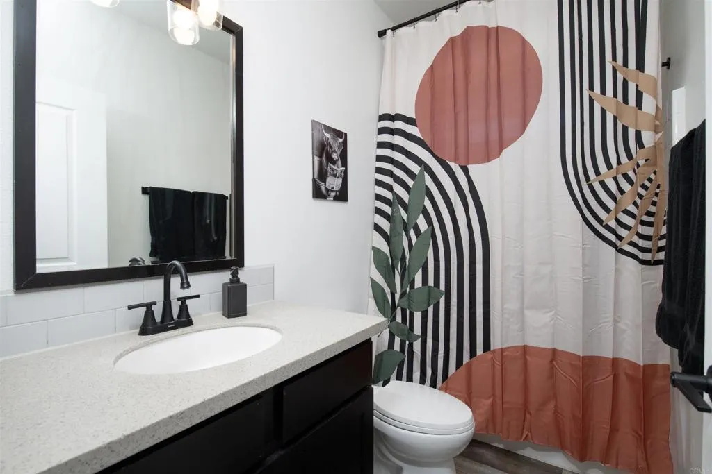 https://cdn.realtyfeed.com/cdn/127/306764830/70e08e2771d7e10392cd127959ced37e.webp