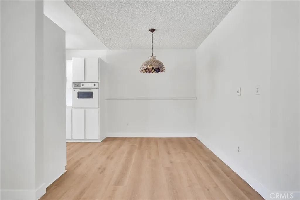 5232 Corteen Unit 10, Valley Village, CA 91607 - Photo 4 of 23, Valley Village, CA