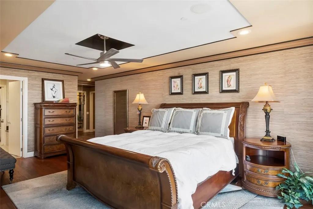 Photo #22: TR26150538 Listing: Photo #22