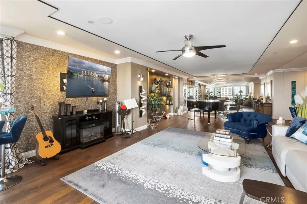 Photo #17: TR26150538 Listing: Photo #17