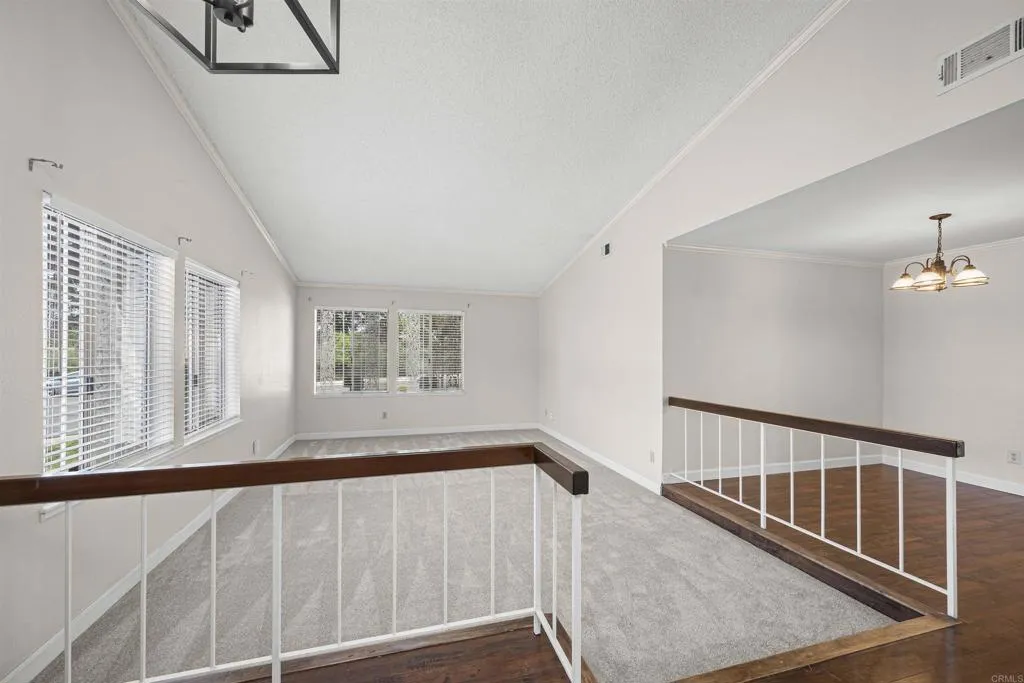 https://cdn.realtyfeed.com/cdn/127/306764885/75e1bd2ee37c728cc580768cac1fd3a7.webp
