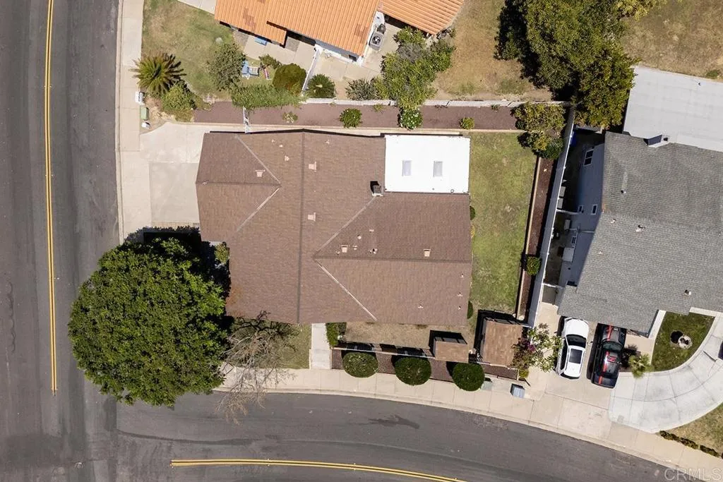 https://cdn.realtyfeed.com/cdn/127/306764885/7d85927ba9febc22ea9f2a94aa657cee.webp