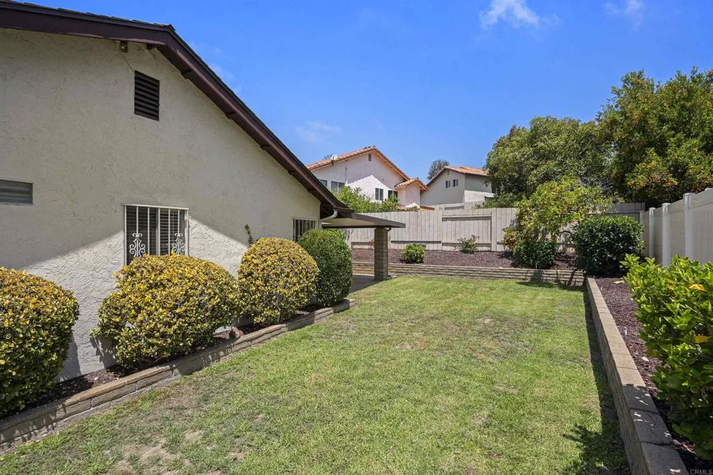 https://cdn.realtyfeed.com/cdn/127/306764885/7dc18e7cb62a38a2bdfa72e8ee5965d6.webp
