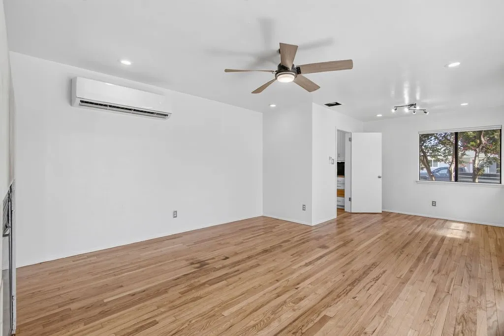 326 Olive, Bakersfield, CA 93304 - Photo 5 of 36, Bakersfield, CA