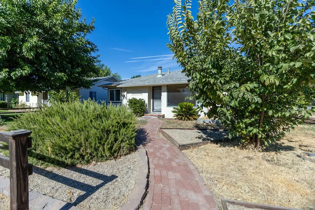 326 Olive, Bakersfield, CA 93304 - Photo 2 of 36, Bakersfield, CA