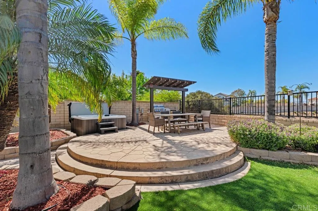 https://cdn.realtyfeed.com/cdn/127/306764913/03fdf440e300aa17b4044e39b6ece3c7.webp