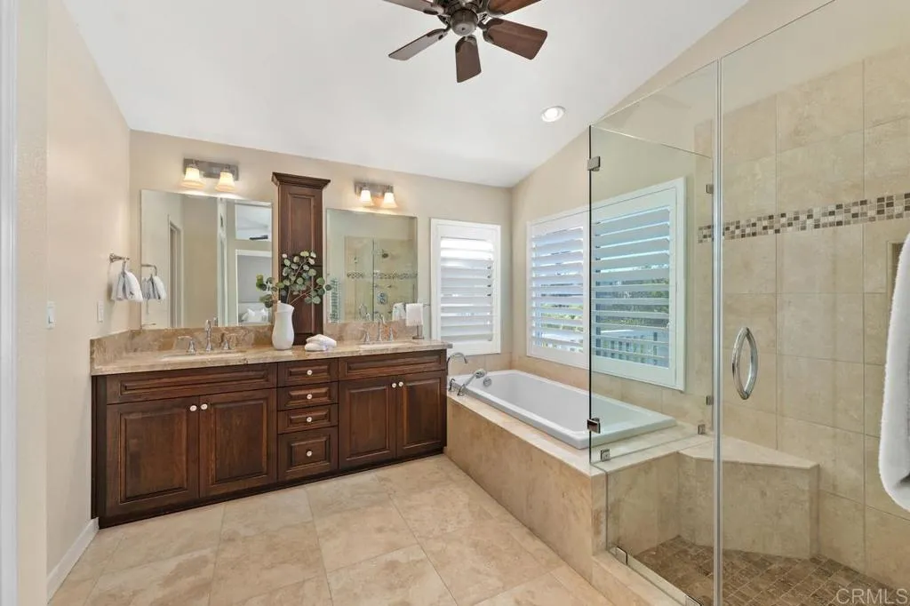 https://cdn.realtyfeed.com/cdn/127/306764913/86991f0412d830b6563f1c08a6b18d1b.webp
