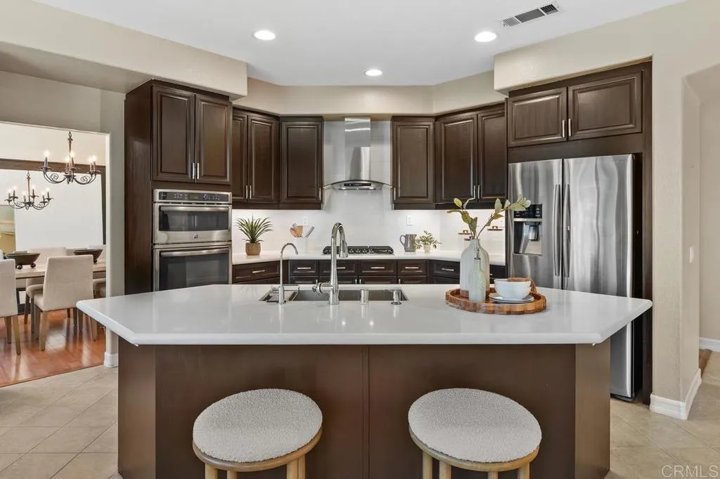 https://cdn.realtyfeed.com/cdn/127/306764913/9d6601cb780fbfa33a53f3ff37c8c0f5.webp