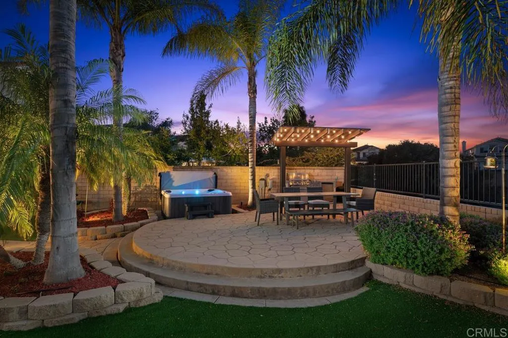 https://cdn.realtyfeed.com/cdn/127/306764913/f95cb9d31ee62feb42207403b36cf3b9.webp