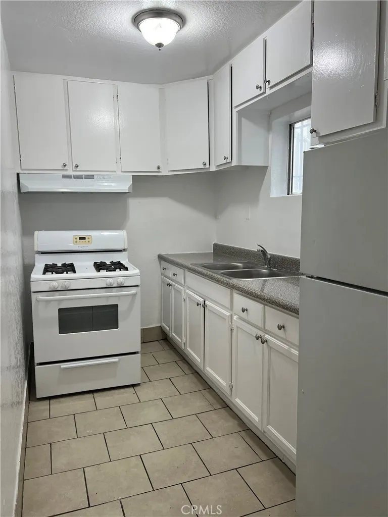 7001 S Main Street, Los Angeles, CA 90003 - Photo 5 of 11, Los Angeles, CA