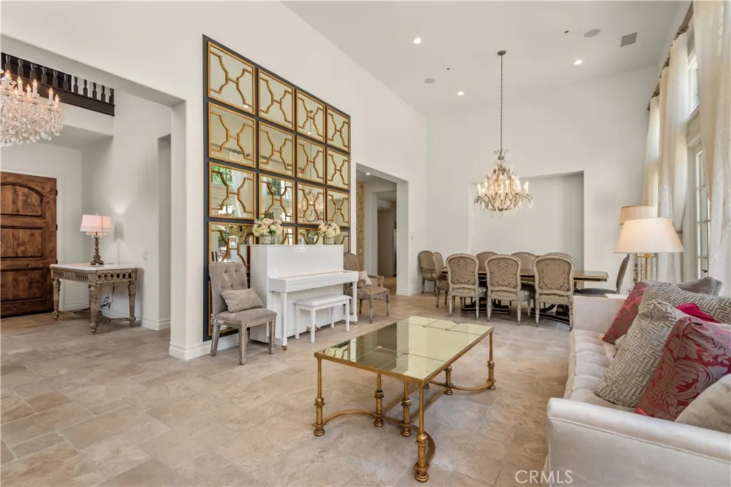 25561 Prado De Las Bellotas, Calabasas, CA 91302 - Photo 5 of 39, Calabasas, CA