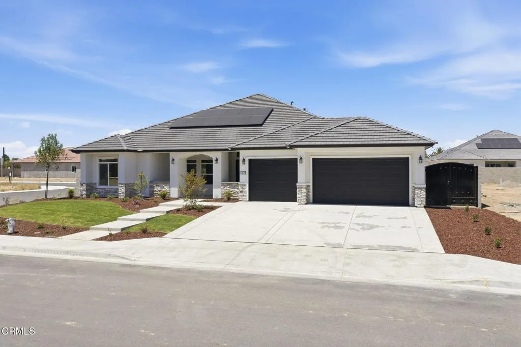 13615 Velma Pearl Way, Bakersfield, CA 93314 - Photo 5 of 55, Bakersfield, CA