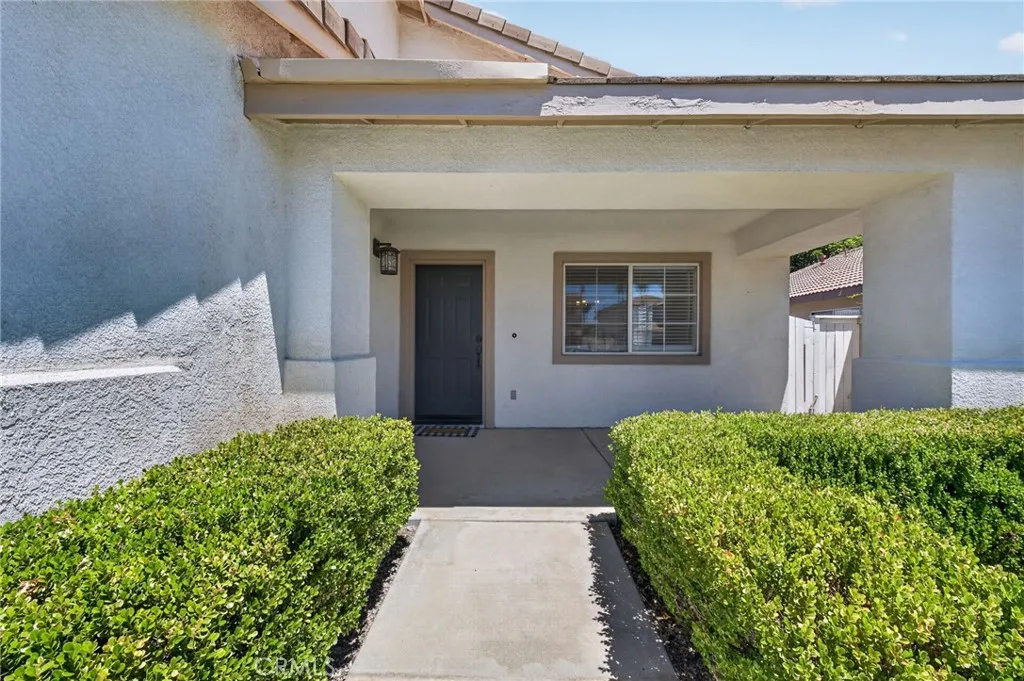 32222 Corte Gardano, Temecula, CA 92592 - Photo 3 of 63, Temecula, CA