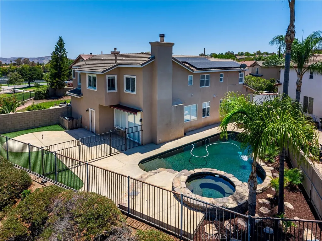 3306 Rochelle, Corona, CA 92882 - Main photo, Corona, CA