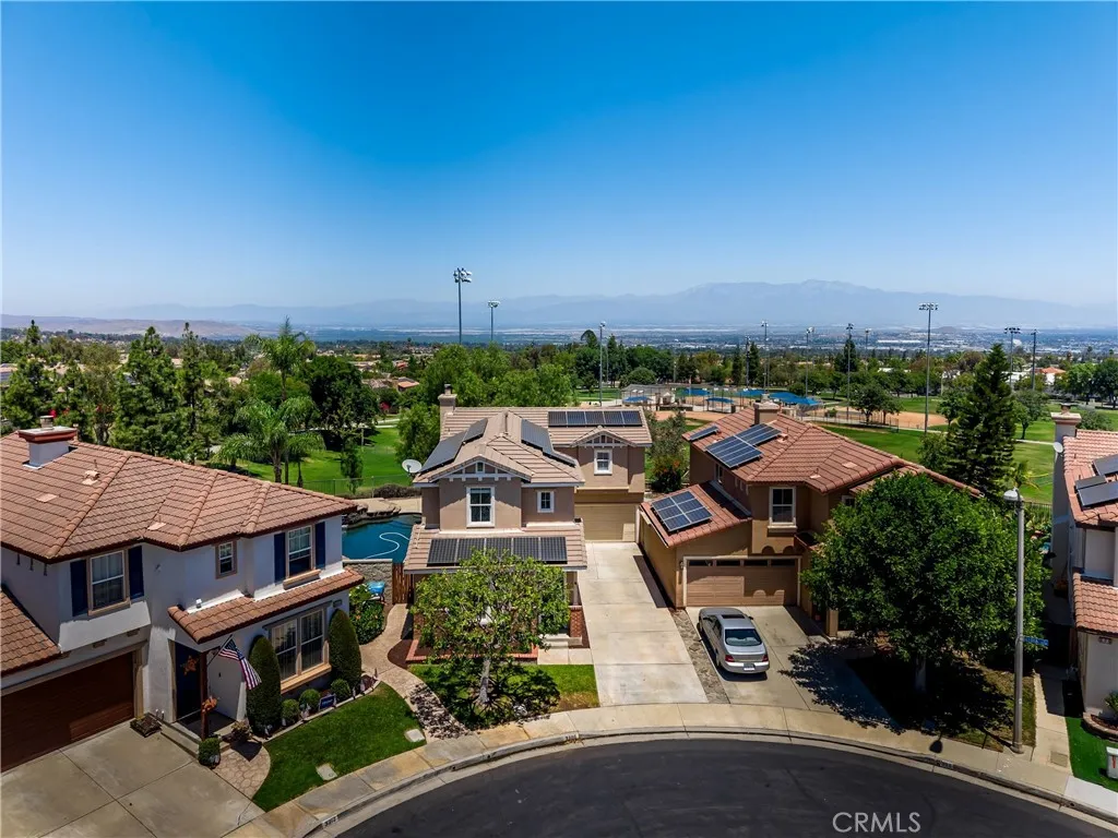 3306 Rochelle, Corona, CA 92882 - Photo 4 of 61, Corona, CA