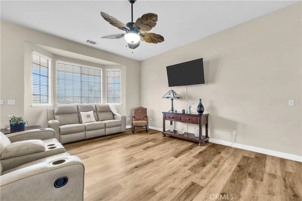 13931 Falling Leaf Road, Apple Valley, CA 92307 - Photo 3 of 50, Apple Valley, CA