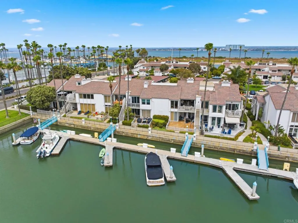 https://cdn.realtyfeed.com/cdn/127/306765016/16f4e47ea833df5c5f7bbb45d7b1510d.webp
