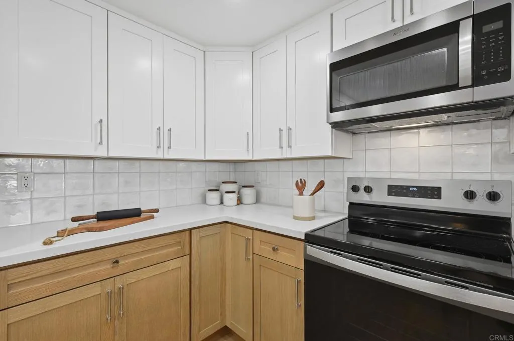 https://cdn.realtyfeed.com/cdn/127/306765016/4c0b7dbb1e814af53c541a86ea8a6813.webp