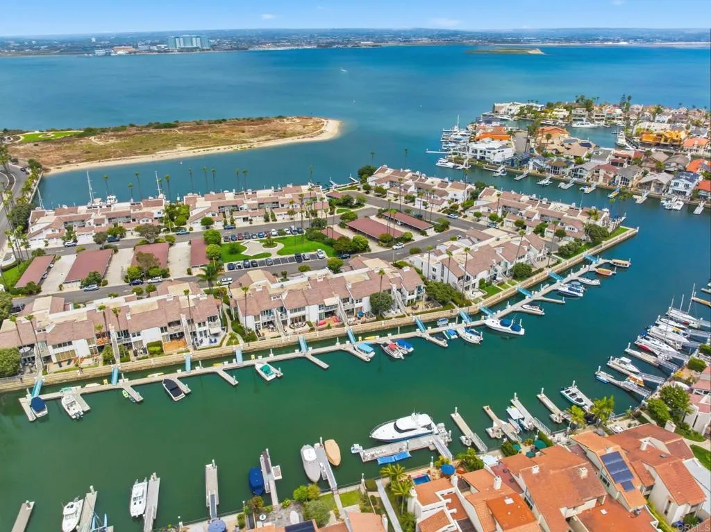 https://cdn.realtyfeed.com/cdn/127/306765016/7966ed05ae3b05480303277ffc07921e.webp