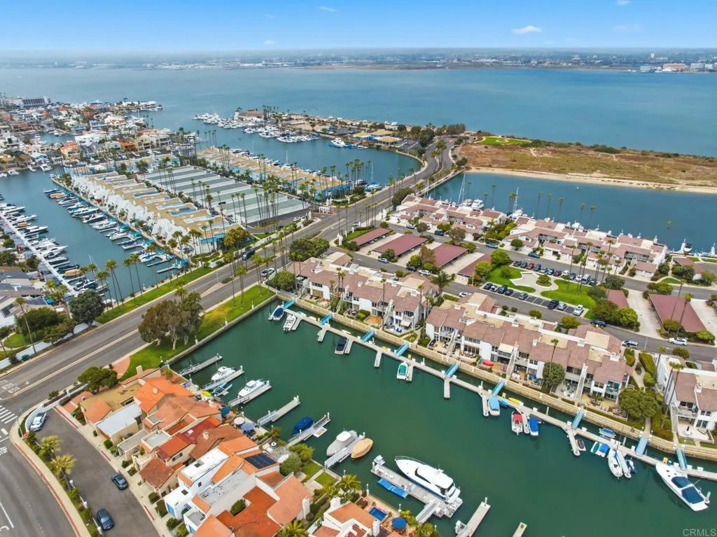 https://cdn.realtyfeed.com/cdn/127/306765016/a7e2001a777fec6f9a54638e38db2f3b.webp