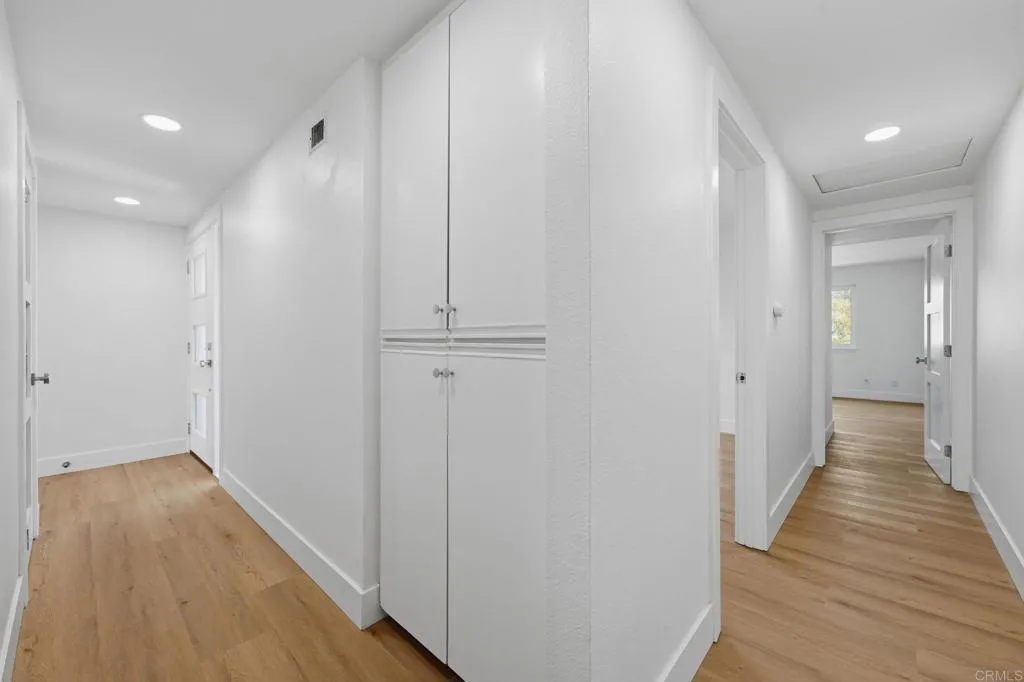 https://cdn.realtyfeed.com/cdn/127/306765016/c4bd42bd60e9446b206b2a5ed1ed2c08.webp