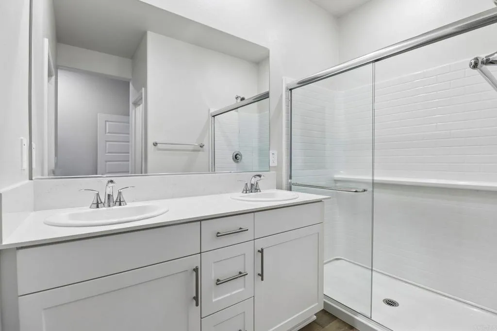 Photo #32: PTP2605220 Listing: Photo #32