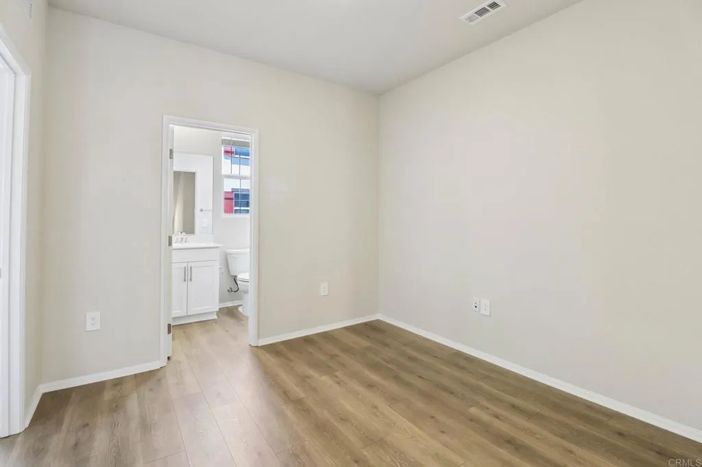 Photo #11: PTP2605220 Listing: Photo #11