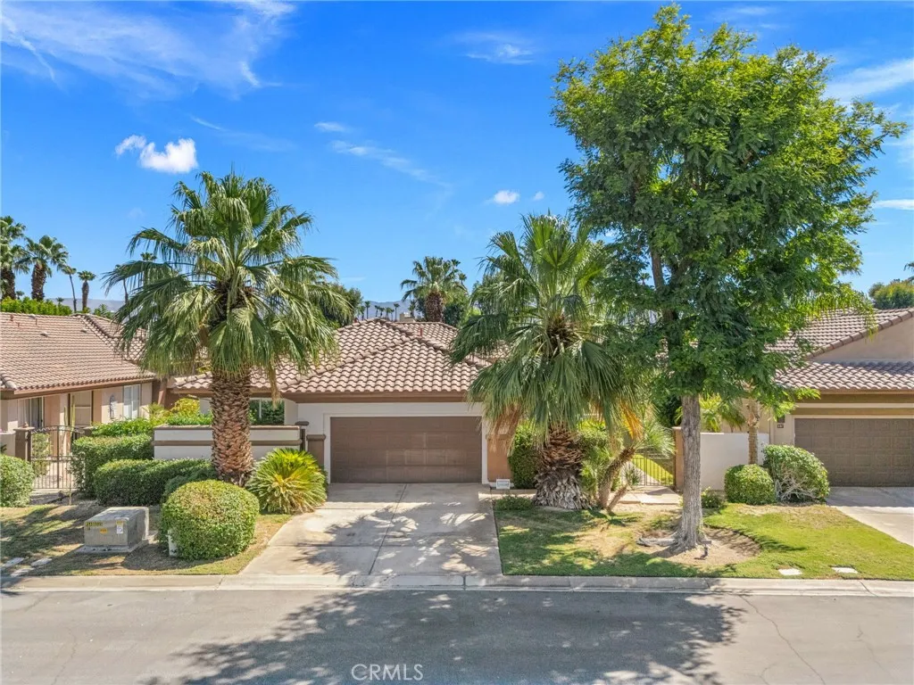 12 Wimbledon Circle, Rancho Mirage, CA 92270 - Photo 4 of 46, Rancho Mirage, CA