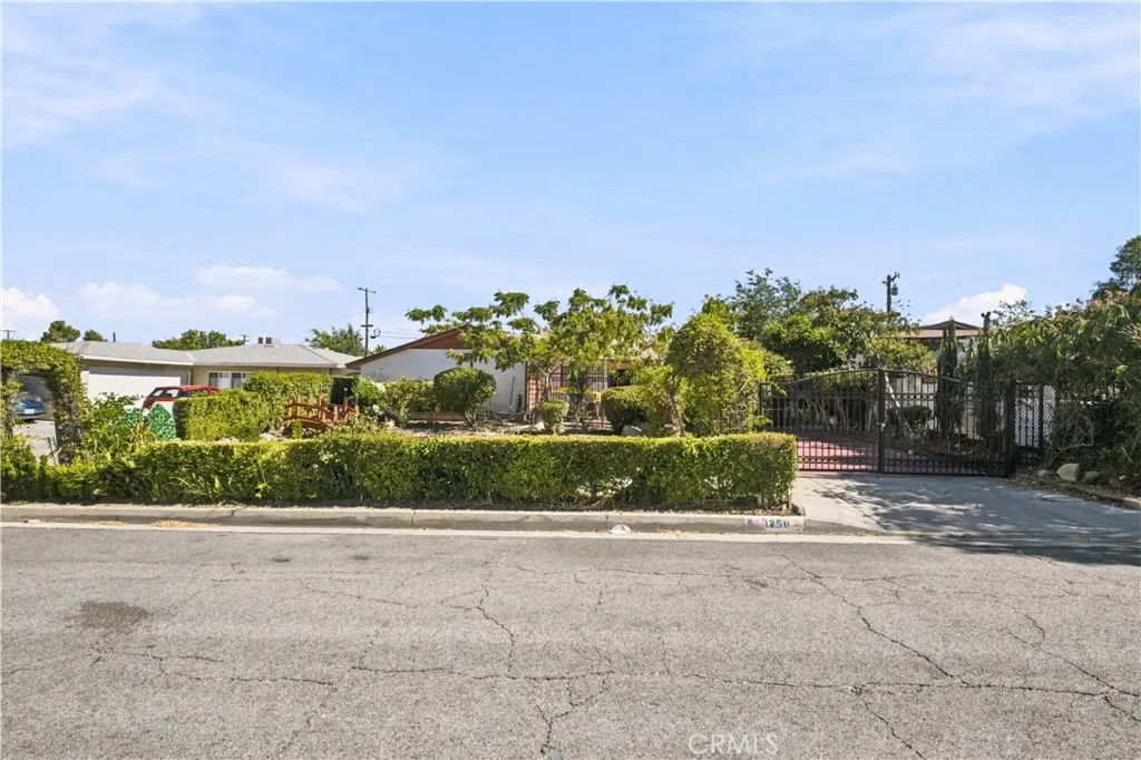 1350 E Avenue R3, Palmdale, CA 93550 - Photo 3 of 25, Palmdale, CA