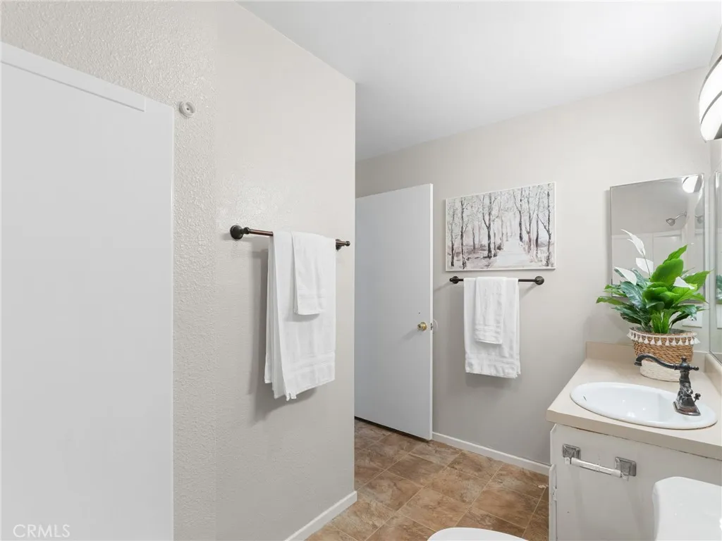 https://cdn.realtyfeed.com/cdn/127/306765038/7bd333acb465ddafdd2fe93f6874a15b.webp