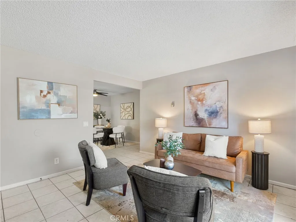https://cdn.realtyfeed.com/cdn/127/306765038/c6f5b4a7eb4808caa9641128782cfbe5.webp