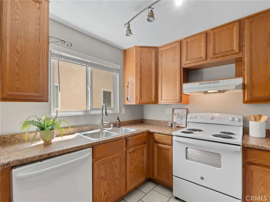 https://cdn.realtyfeed.com/cdn/127/306765038/ff5493a34c5c91065a8bd1a4ce2c1a7d.webp
