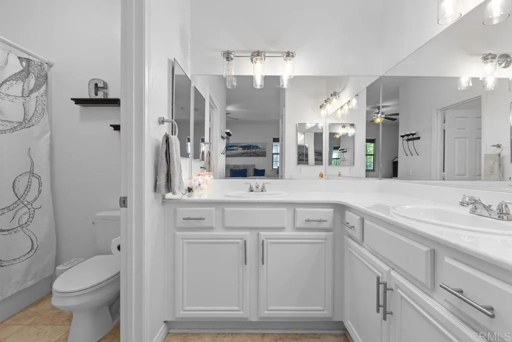https://cdn.realtyfeed.com/cdn/127/306765074/1c202f11de65c50ca19b5eaf68bc81d1.webp