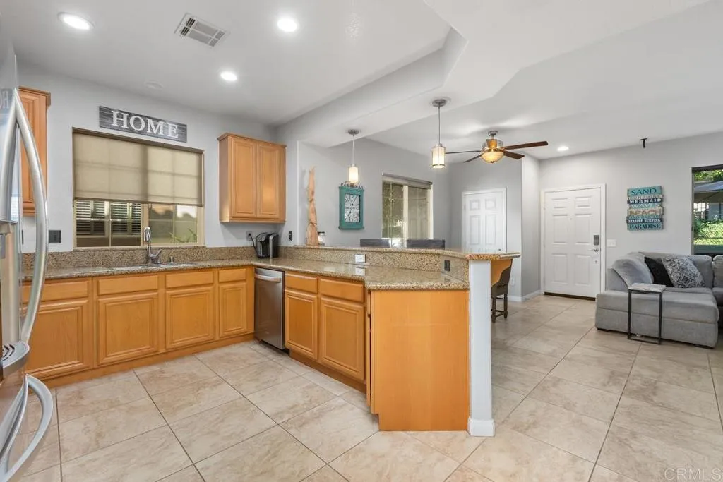 https://cdn.realtyfeed.com/cdn/127/306765074/2485ad193f5afe10971488dfd032722f.webp