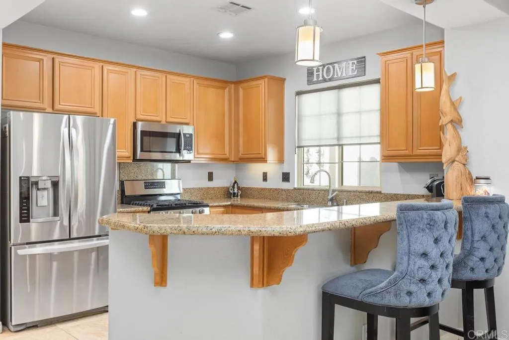 https://cdn.realtyfeed.com/cdn/127/306765074/c60899d9f7556533e5d109ff9cddc170.webp