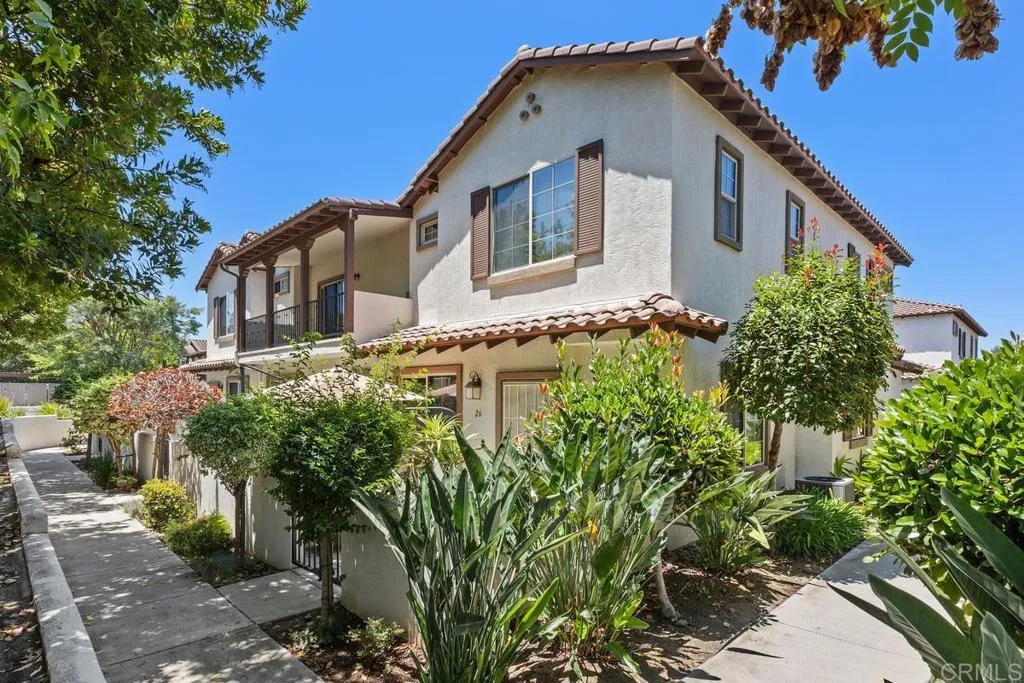 https://cdn.realtyfeed.com/cdn/127/306765074/f88d4f89760d0af3b430219d2673ca21.webp