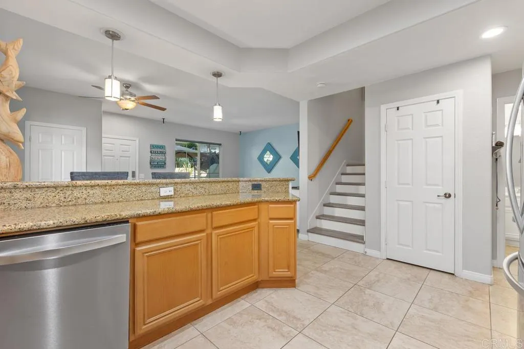 https://cdn.realtyfeed.com/cdn/127/306765074/f8dda5a5f69cf40a0e4cdc5f7678d027.webp