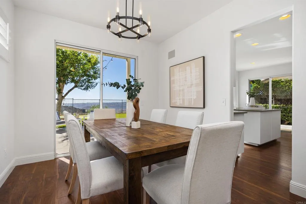 https://cdn.realtyfeed.com/cdn/127/306765085/0e3a9df358c27962da232295db2b3f39.webp